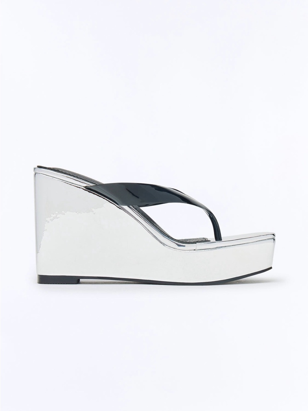 Patent Thong Wedge with Silver Platform Size 8 New
